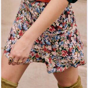 Sezane noir Mini Skirt in Multi-Color Bloom